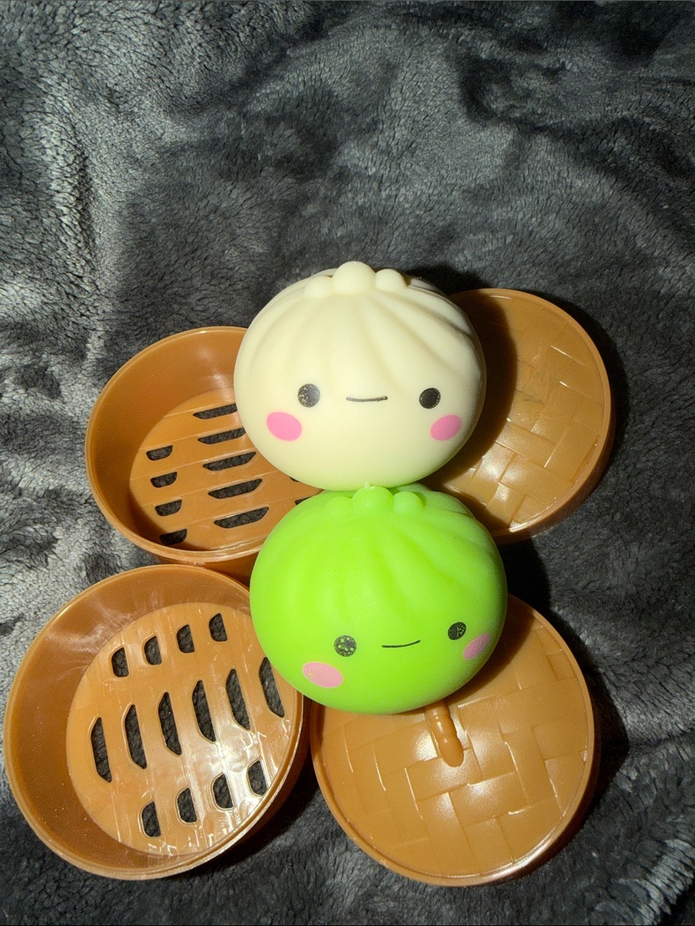 Kids Squishy/sensory Dumpling Toy Set - Green & Cream - Picture 4 of 4